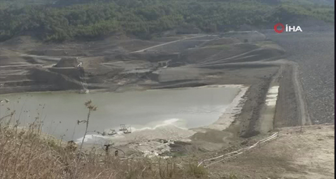 Türkiye'den KKTC'ye su verilmeye başlandı