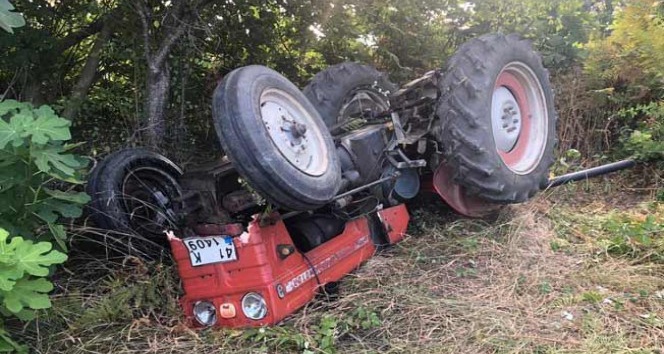 Bolu’da devrilen traktörün altında kalan sürücü öldü
