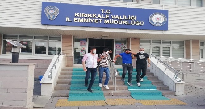Kırıkkale’de evlerden hırsızlık yapan 4 şüpheli tutuklandı
