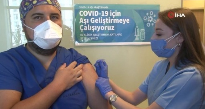 Çin'den getirilen Covid-19 aşısı İstanbul'da ilk gönüllüye yapıldı