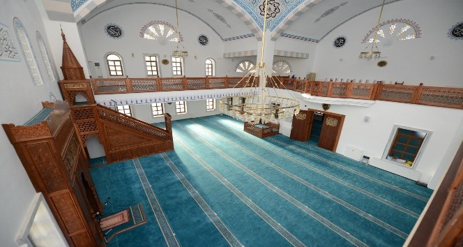 Kanuni Sultan Süleyman Camii ibadete açıldı