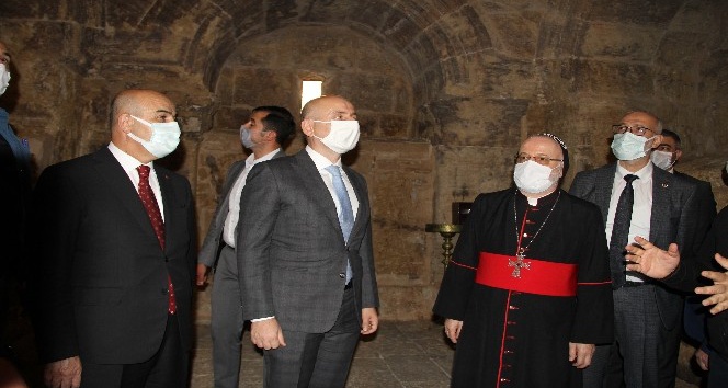 Ulaştırma ve Altyapı Bakanı Karaismailoğlu Mardin’de