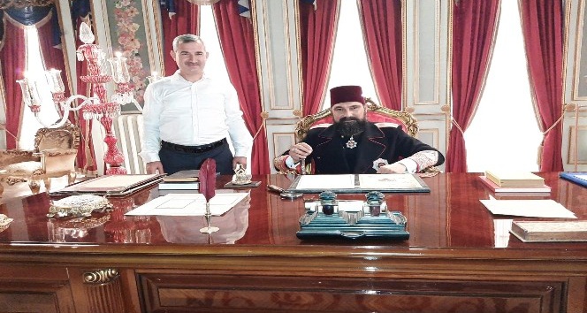 Başkan Çınar, "Payitaht-Abdulhamid" dizi setini ziyaret etti