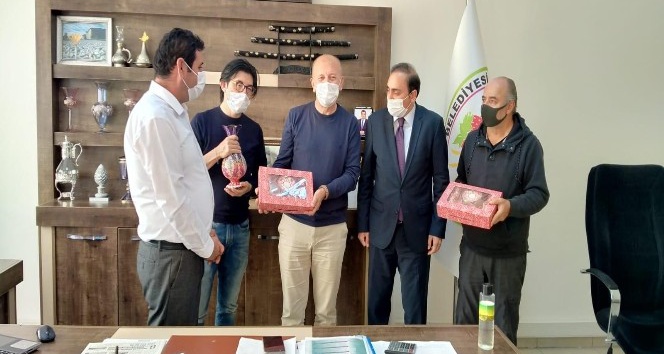 Dünyaca ünlü müzisyen Yamamoto, Hüyük Belediyesi’ni ziyaret etti