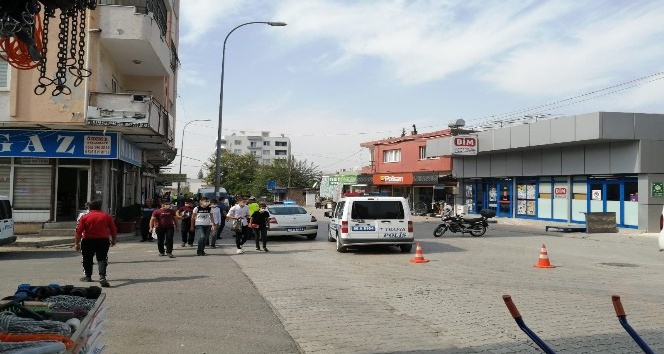 Bomba ihbarı yapılan paketten havai fişek çıktı