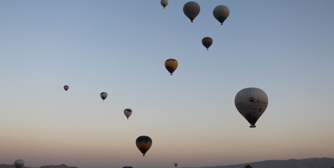 Kapadokya’da hem havada hem yerde görsel şölen