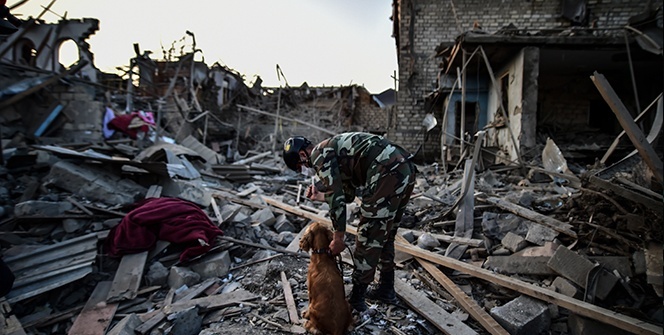 Ermenistan’ın Gence’ye füze saldırısının şiddeti gün ağarınca ortaya çıktı