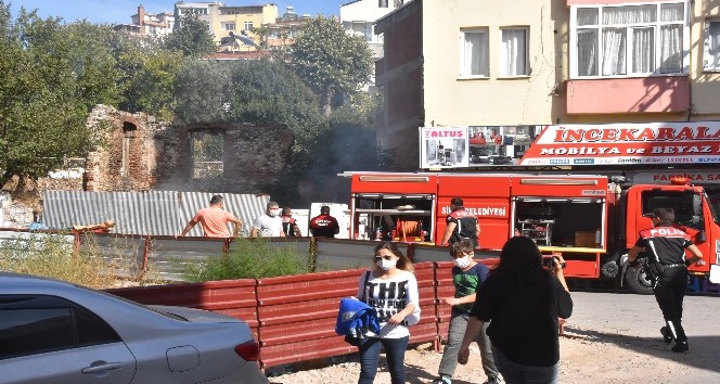 Sinop’ta metruk binada yangın