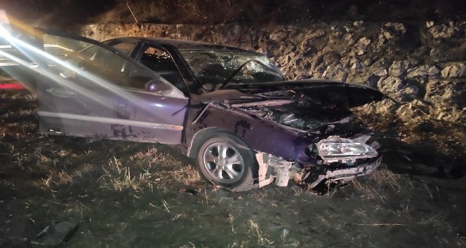 Kastamonu’da minibüs ile otomobil çarpıştı: 10 yaralı