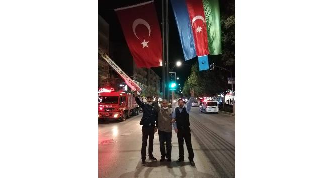 Türk Ocakları Kırşehir Şubesi, Terme Caddesine Azerbaycan Bayrağı astı