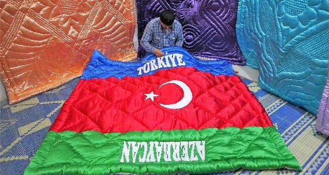Türkiye Azerbaycan dostluğunu yorgana işledi