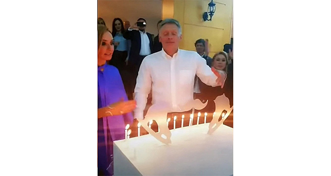 Kremlin Sözcüsü Peskov&#039;un doğum günü partisi Rusya&#039;da ortalığı karıştırdı