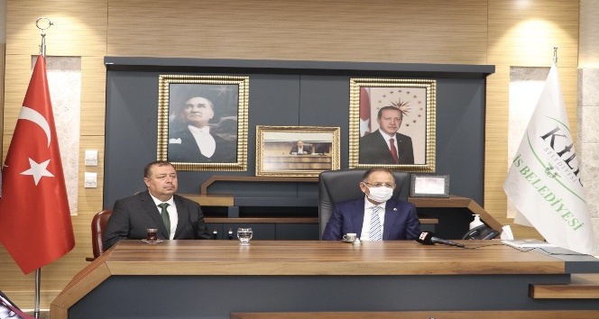 Yeni seçilen belediye başkanını ilk olarak Cumhurbaşkanı Erdoğan kutladı