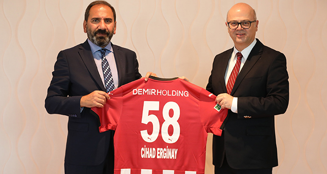 İspanya Büyükelçisi&#039;ne Sivasspor forması hediye edildi
