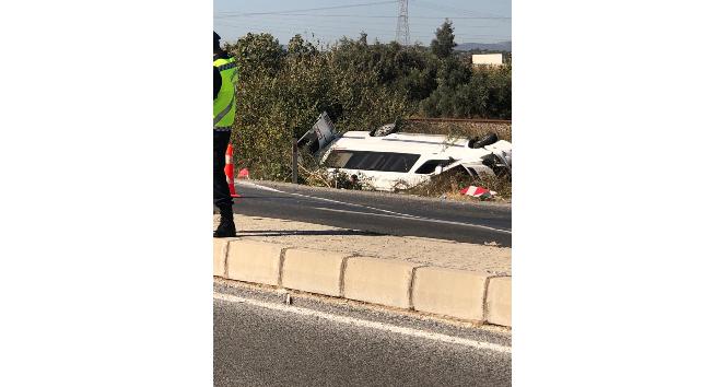 Aydın’da yolcu minibüsü devrildi: 6 yaralı