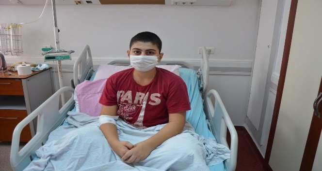 Aydın’da 12 yaşında Korona virüs tedavisi gören hasta iyileşti