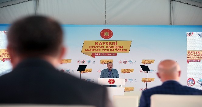 Cumhurbaşkanı Erdoğan, “İnşallah ülkemizi afetlere dayanıksız yapıların tamamından kurtaracağız”