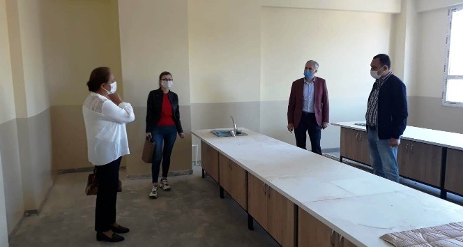 İl Milli Eğitim Müdürü Dikici Alaşehir’de incelemelerde bulundu