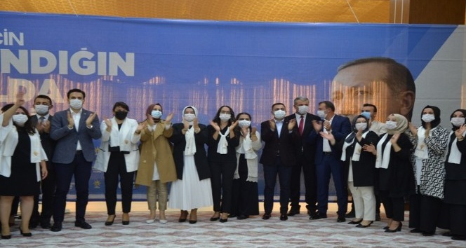 AK Parti Biga Kadın Kolları Başkanı Nesrin Sirkeci oldu