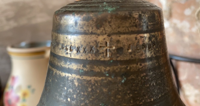 Bursa’da 2 bin yıllık olduğu düşünülen çan hurdacıdan çıktı, müzeye teslim edildi