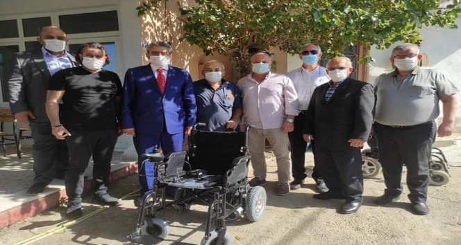 MHP Aydın’dan tekerlekli sandalye desteği