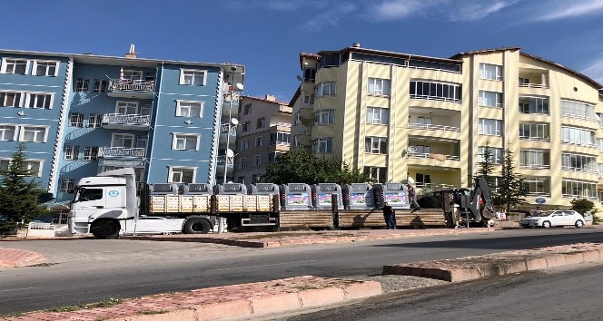 Kırşehir Belediyesi kentte çöp konteynırı uygulamasını başlattı