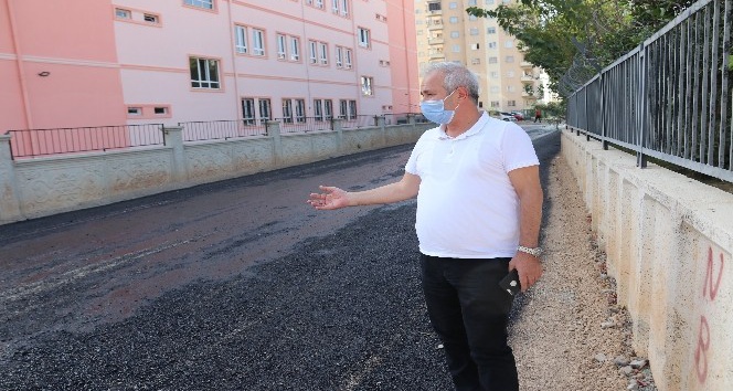 Kozan’da asfalt çalışması
