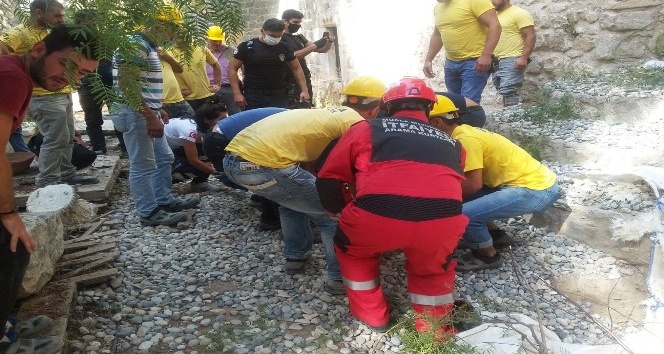Bodrum Kalesi’nde vinç kazası: 1’i ağır 2 işçi yaralı