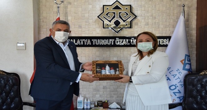 MTSO Başkanı Sadıkoğlu’ndan Rektör Karabulut’a ziyaret