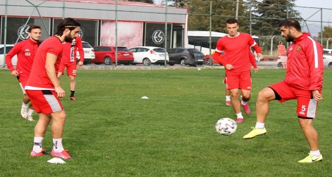 Eskişehirspor, Akhisarspor maçı hazırlıklarına başladı