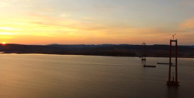 1915 Çanakkale Köprüsü’nde gün batımı havadan görüntülendi