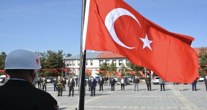 Sarıkamış’ta 29 Ekim Cumhuriyet Bayramı kutlamaları başladı