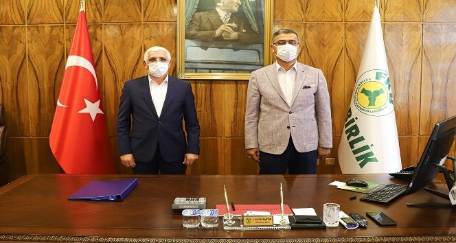 Fiskobirlik ile Marmarabirlik güç birliği konusunda görüşme gerçekleştirdiler