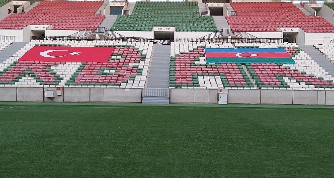 Diyarbekirspor’dan Azerbaycan’a bayraklı destek
