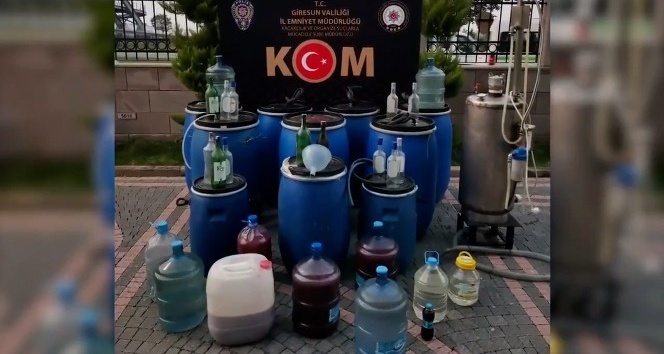 Giresun’da bin 60 litre sahte içki ele geçirildi
