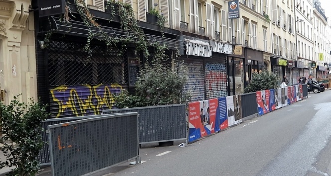 Fransa’da ikinci kez sokağa çıkma yasağı uygulanıyor
