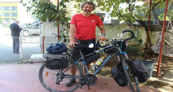 Bisikletiyle Türkiye turuna çıktı