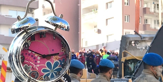 Saatlerin durduğu an: 14.51