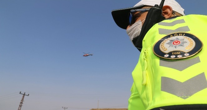 Ağrı’da trafik denetimleri helikopter ve drone yardımıyla gerçekleştirildi