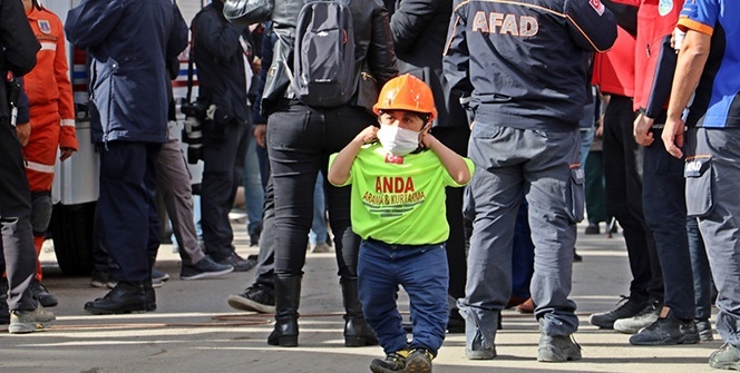 98 santim boyu ile arama kurtarma ekibine katıldı!