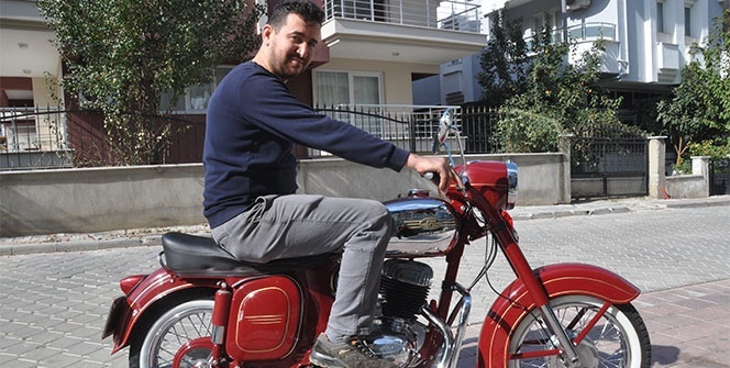 51 yaşındaki efsaneyi hayata döndürdü