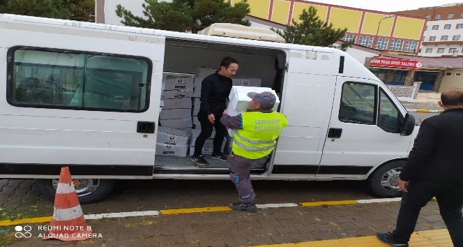 Ürgüp Belediyesi’nden İzmir’e gıda yardımı