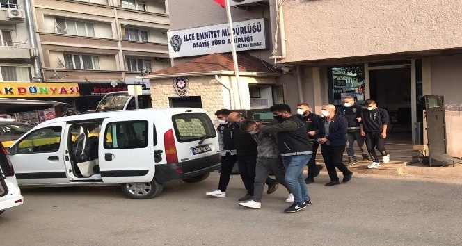 Mustafakemalpaşa’da uyuşturucu operasyonu: 6 kişi tutuklandı