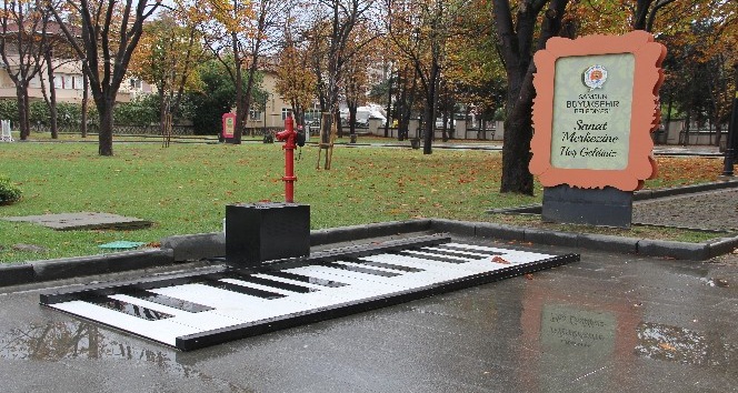 Bu ezginin piyanisti ‘yağmur’