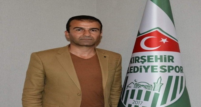 Kırşehir Belediyespor basın sözcüsü Çelik, &quot;Evimizde oynanan tüm maçlardan galip çıkmamız gerekiyor&quot;