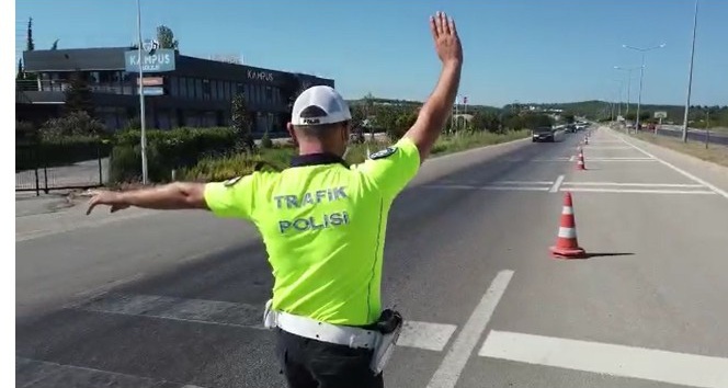 Çanakkale’de kural ihlali yapan sürücüler drone ile tespit edildi