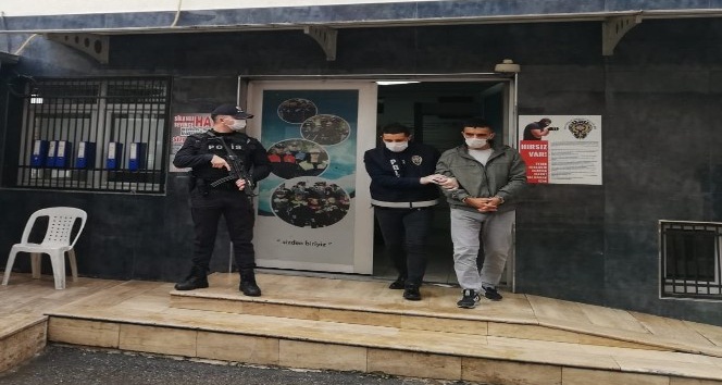 Girdiği evde suçüstü yakalanan hırsızdan şoke eden ifade: