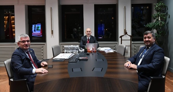 Giresun Belediye Başkanı Şenlikoğlu, projeler için Ankara’da