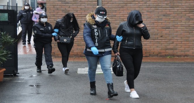 Yabancı uyruklu kadınlara zorla fuhuş yaptırdılar...16 gözaltı