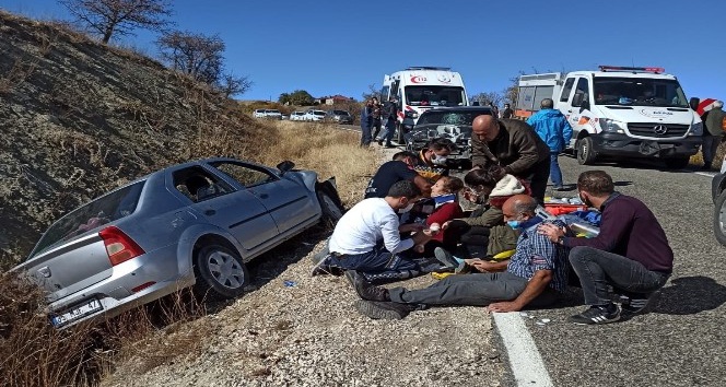 Tunceli’de trafik kazası: 6  yaralı